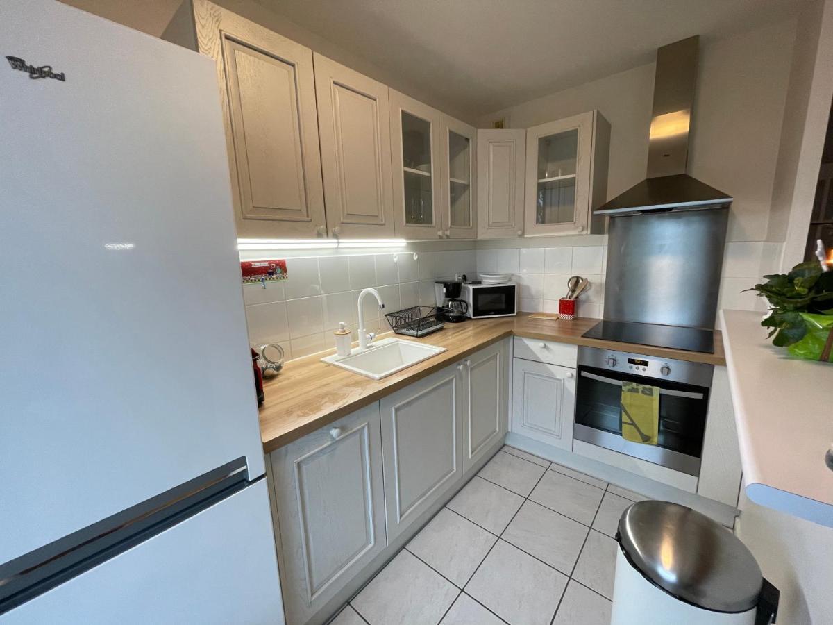 Appartement Avec Parking & Linge Inclus & Local Velos Blois Ngoại thất bức ảnh