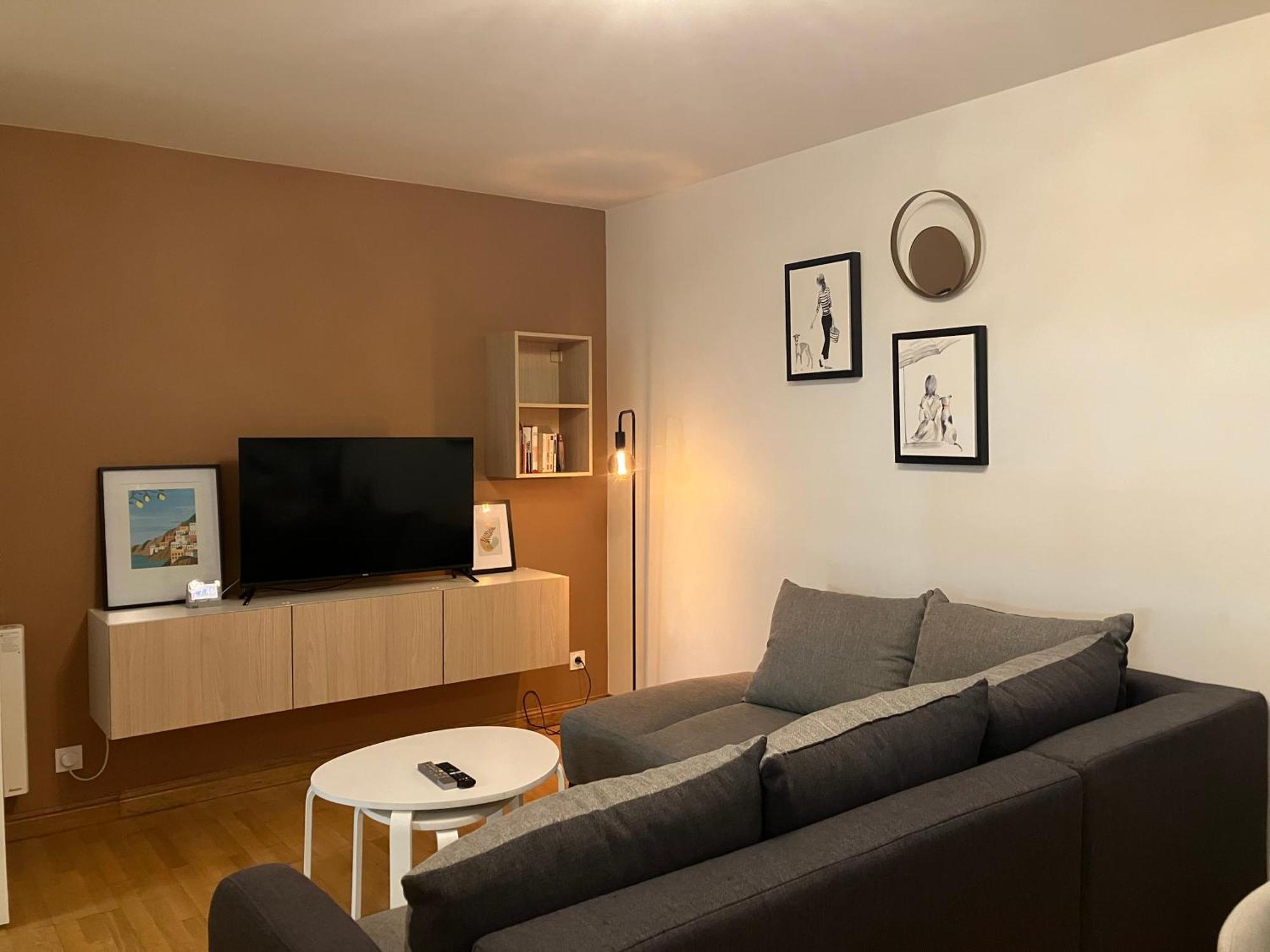 Appartement Avec Parking & Linge Inclus & Local Velos Blois Ngoại thất bức ảnh